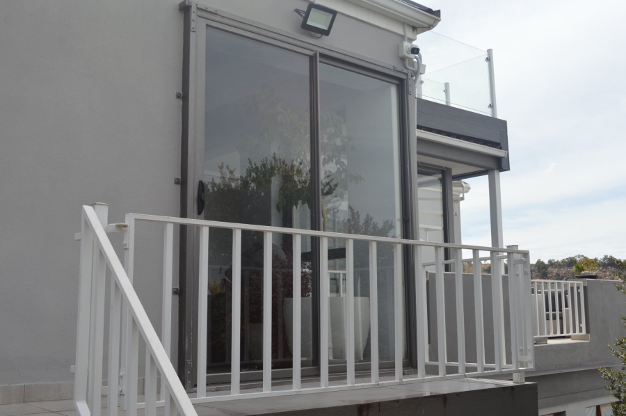 4 Bedroom Property for Sale in Wilkoppies North West